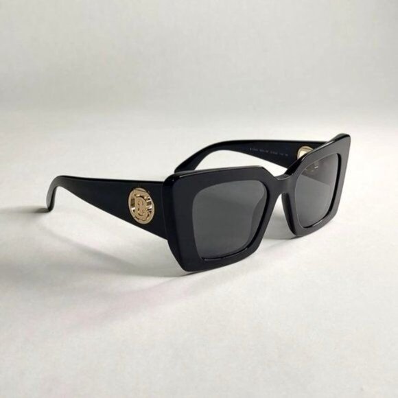 Burberry Daisy Square Oversized Sunglasses BE4344 Black Gold Logo - Picture 4 of 16